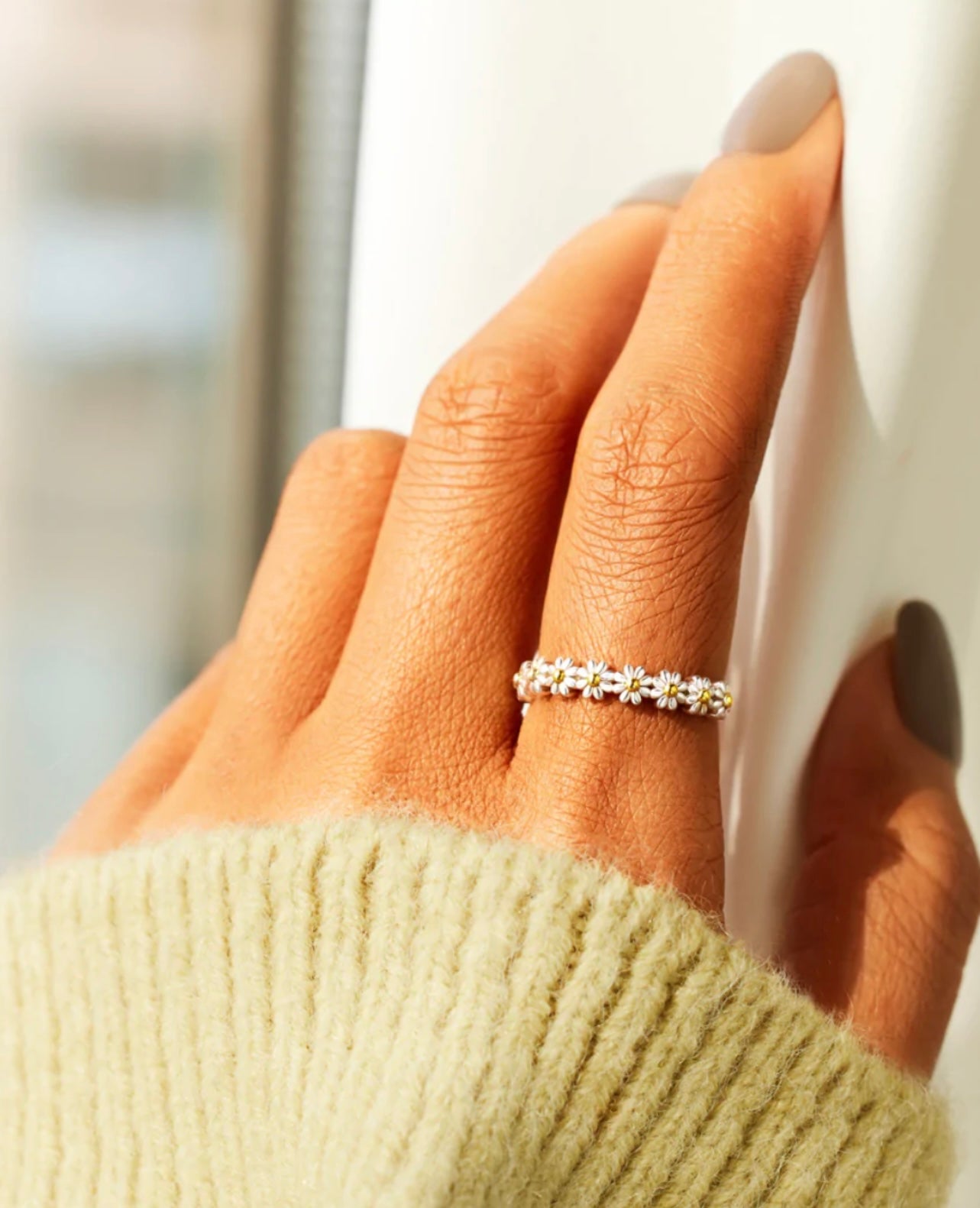 You’re my Daisy l Ring