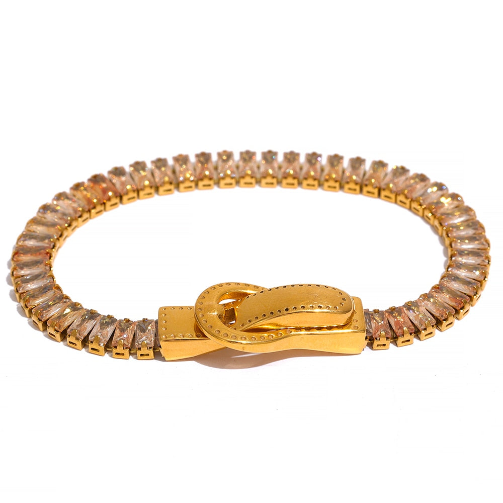 Cubic Cruze l Bracelet Bangle